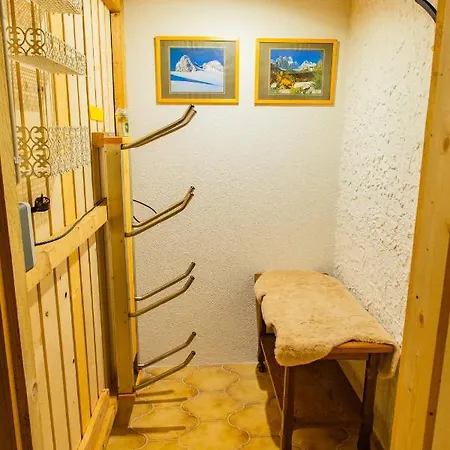 Bergidyll 1 Gartenwohnung דירה